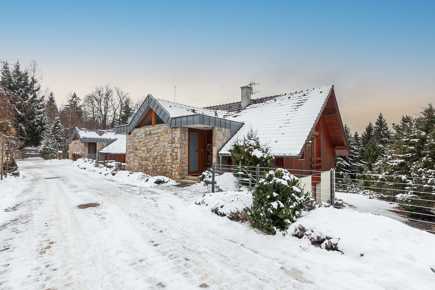 Prodej domu 310 m², pozemek 750 m², Na Kopci, Jablonec nad Nisou, Liberecký kraj Prodej domu 310 m², pozemek 750 m², Na Kopci, Jablonec nad Nisou, Liberecký kraj