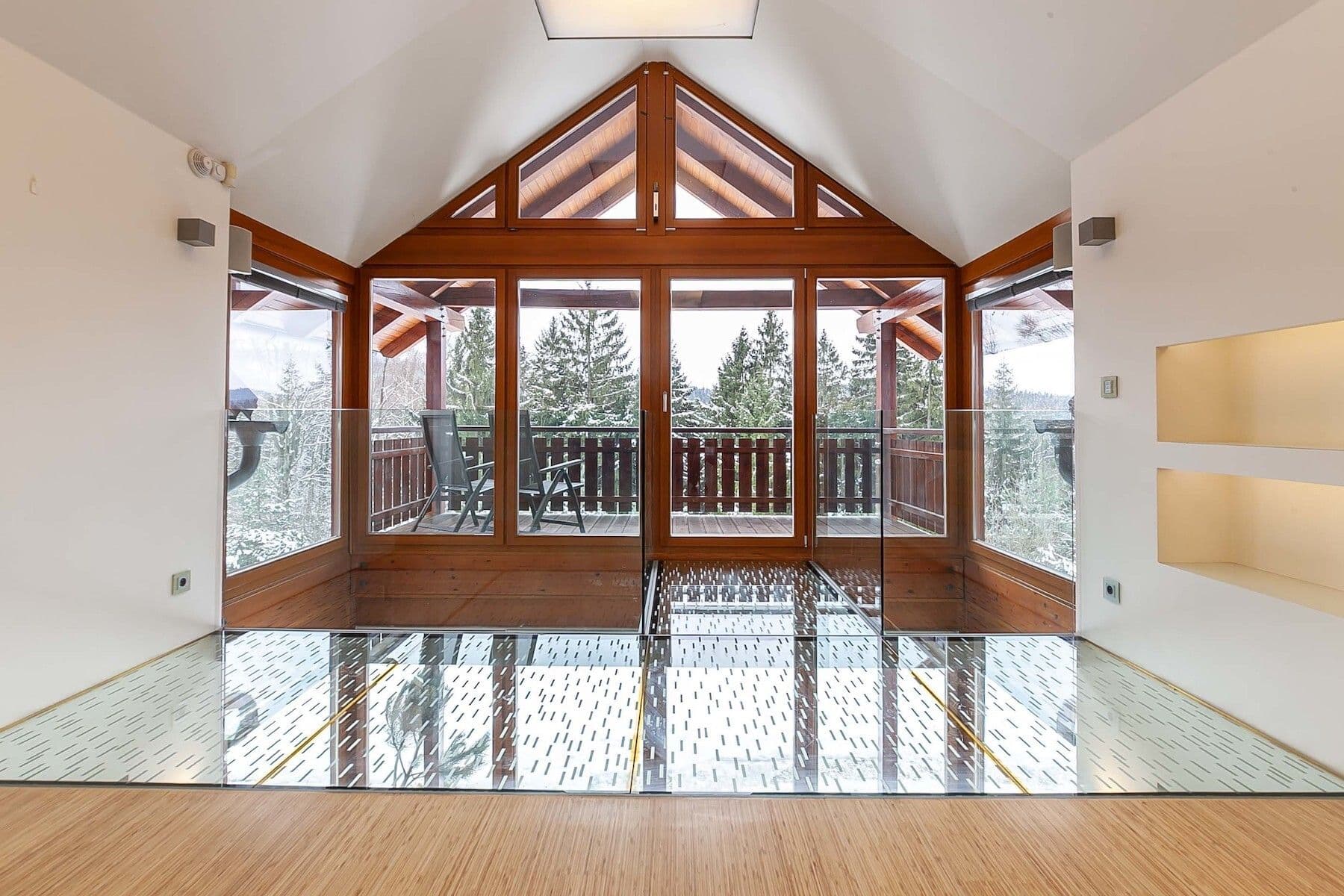 Prodej domu 310 m², pozemek 750 m², Na Kopci, Jablonec nad Nisou, Liberecký kraj Prodej domu 310 m², pozemek 750 m², Na Kopci, Jablonec nad Nisou, Liberecký kraj