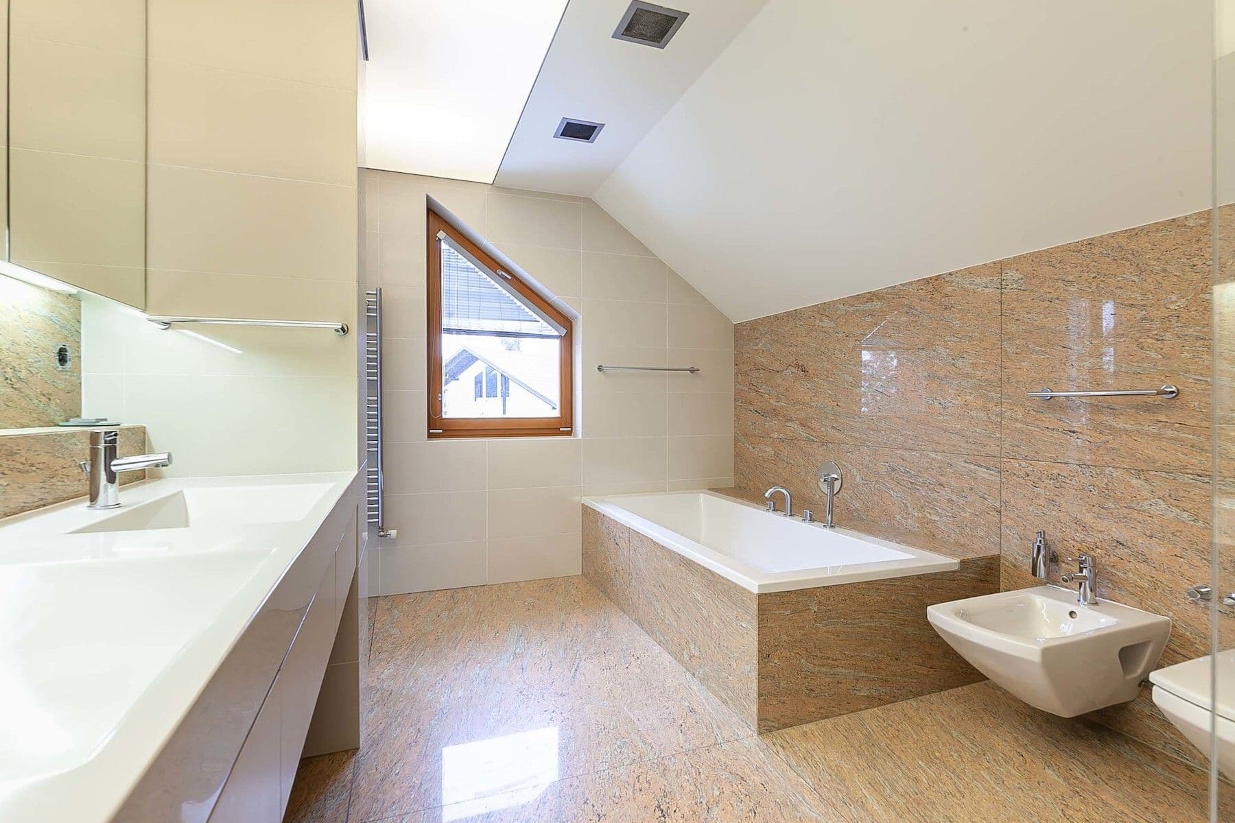 Prodej domu 310 m², pozemek 750 m², Na Kopci, Jablonec nad Nisou, Liberecký kraj Prodej domu 310 m², pozemek 750 m², Na Kopci, Jablonec nad Nisou, Liberecký kraj