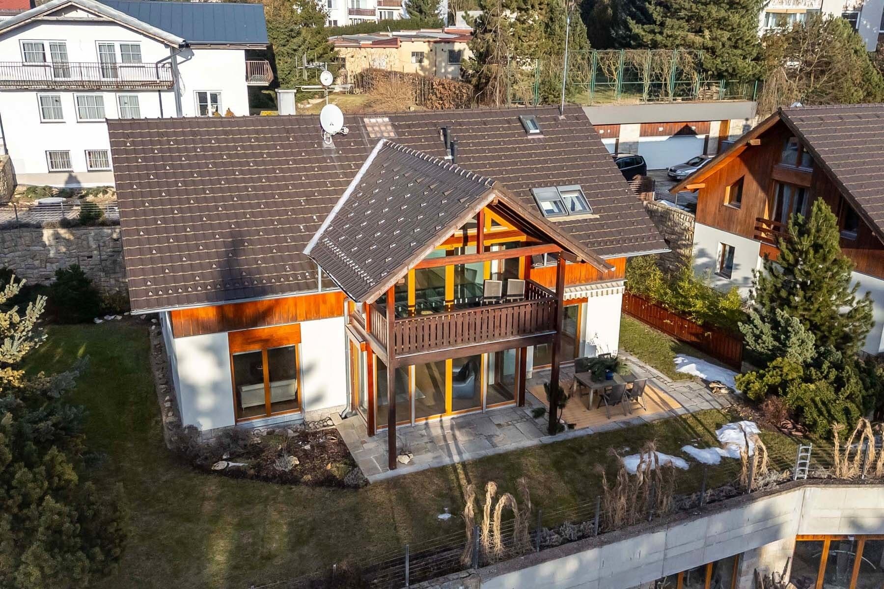 Prodej domu 310 m², pozemek 750 m², Na Kopci, Jablonec nad Nisou, Liberecký kraj Prodej domu 310 m², pozemek 750 m², Na Kopci, Jablonec nad Nisou, Liberecký kraj