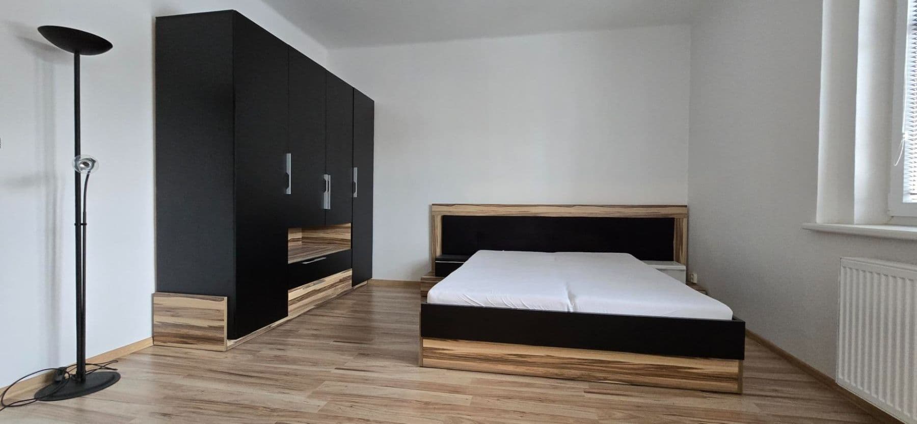 Pronájem bytu 1+1 36 m², Borová, Karlovy Vary, Karlovarský kraj Pronájem bytu 1+1 36 m², Borová, Karlovy Vary, Karlovarský kraj