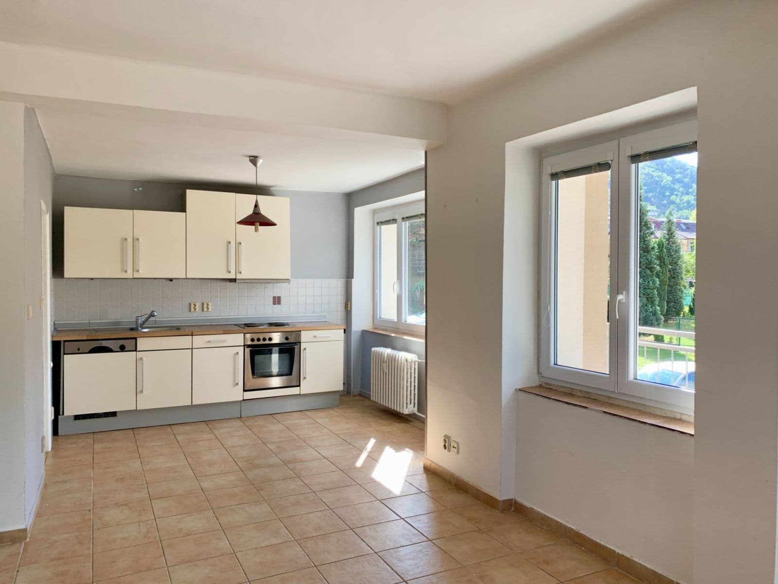 Pronájem bytu 2+kk 52 m², Střekovské nábřeží, Ústí nad Labem, Ústecký kraj Pronájem bytu 2+kk 52 m², Střekovské nábřeží, Ústí nad Labem, Ústecký kraj