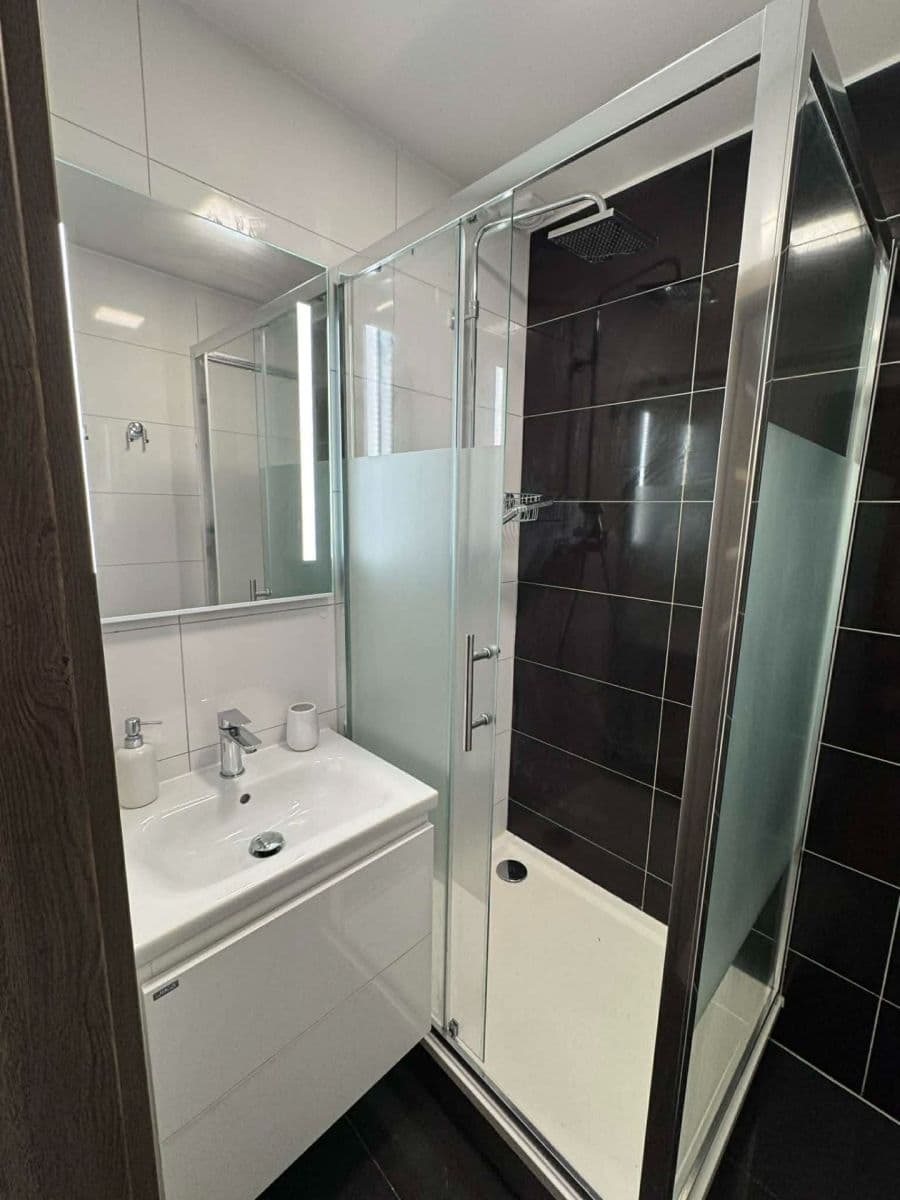 Pronájem bytu 2+1 54 m², Mokrá-Horákov, Jihomoravský kraj Pronájem bytu 2+1 54 m², Mokrá-Horákov, Jihomoravský kraj