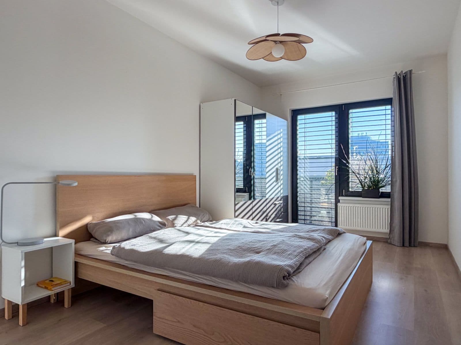 Pronájem bytu 3+kk 85 m², Nyklíčkova, Praha, Praha Pronájem bytu 3+kk 85 m², Nyklíčkova, Praha, Praha