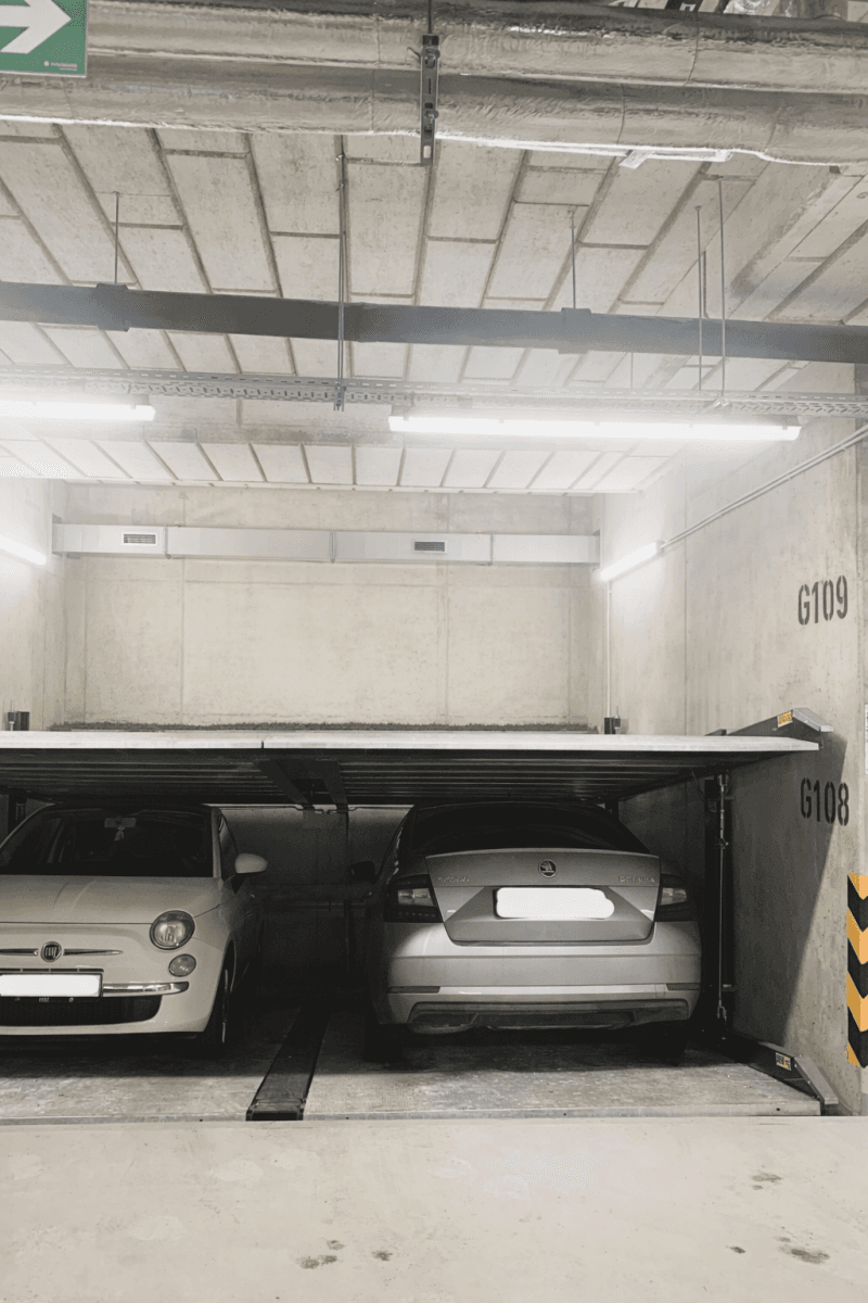 Pronájem garáže 12 m², Karla Čapka, Unhošť, Středočeský kraj Pronájem garáže 12 m², Karla Čapka, Unhošť, Středočeský kraj