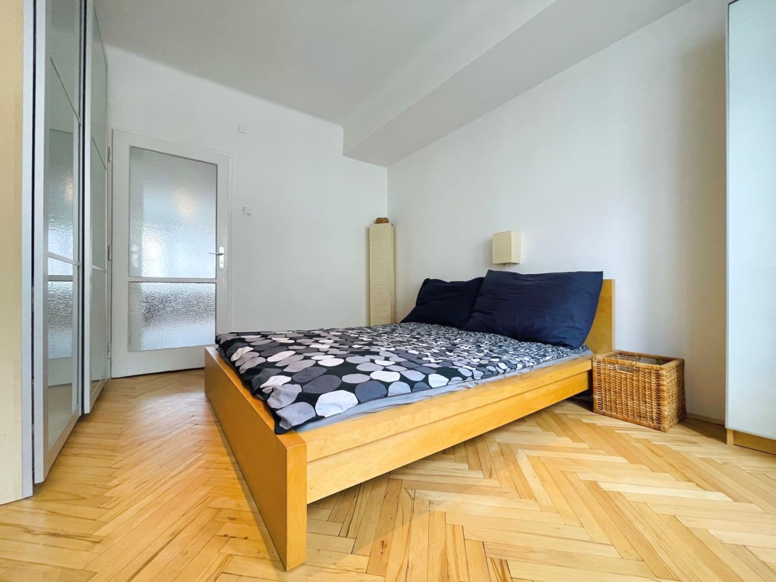 Pronájem bytu 2+1 54 m², Slezská, Praha, Praha Pronájem bytu 2+1 54 m², Slezská, Praha, Praha