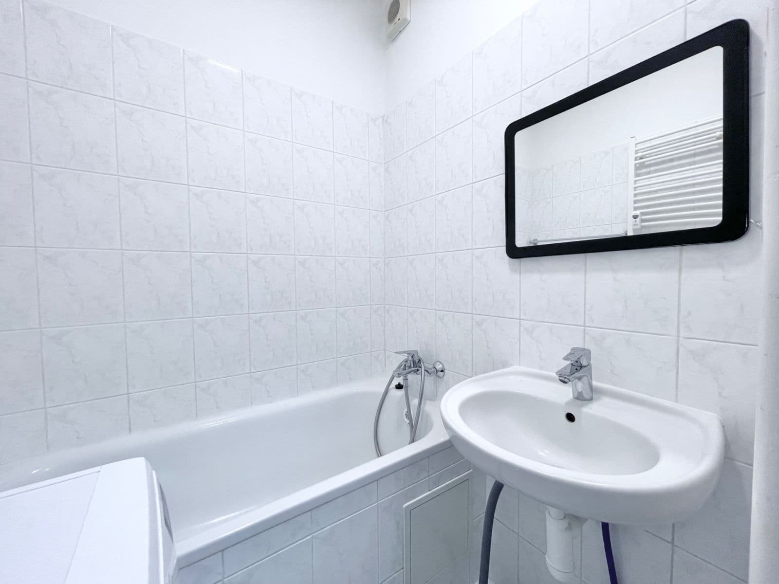 Pronájem bytu 2+1 54 m², Slezská, Praha, Praha Pronájem bytu 2+1 54 m², Slezská, Praha, Praha