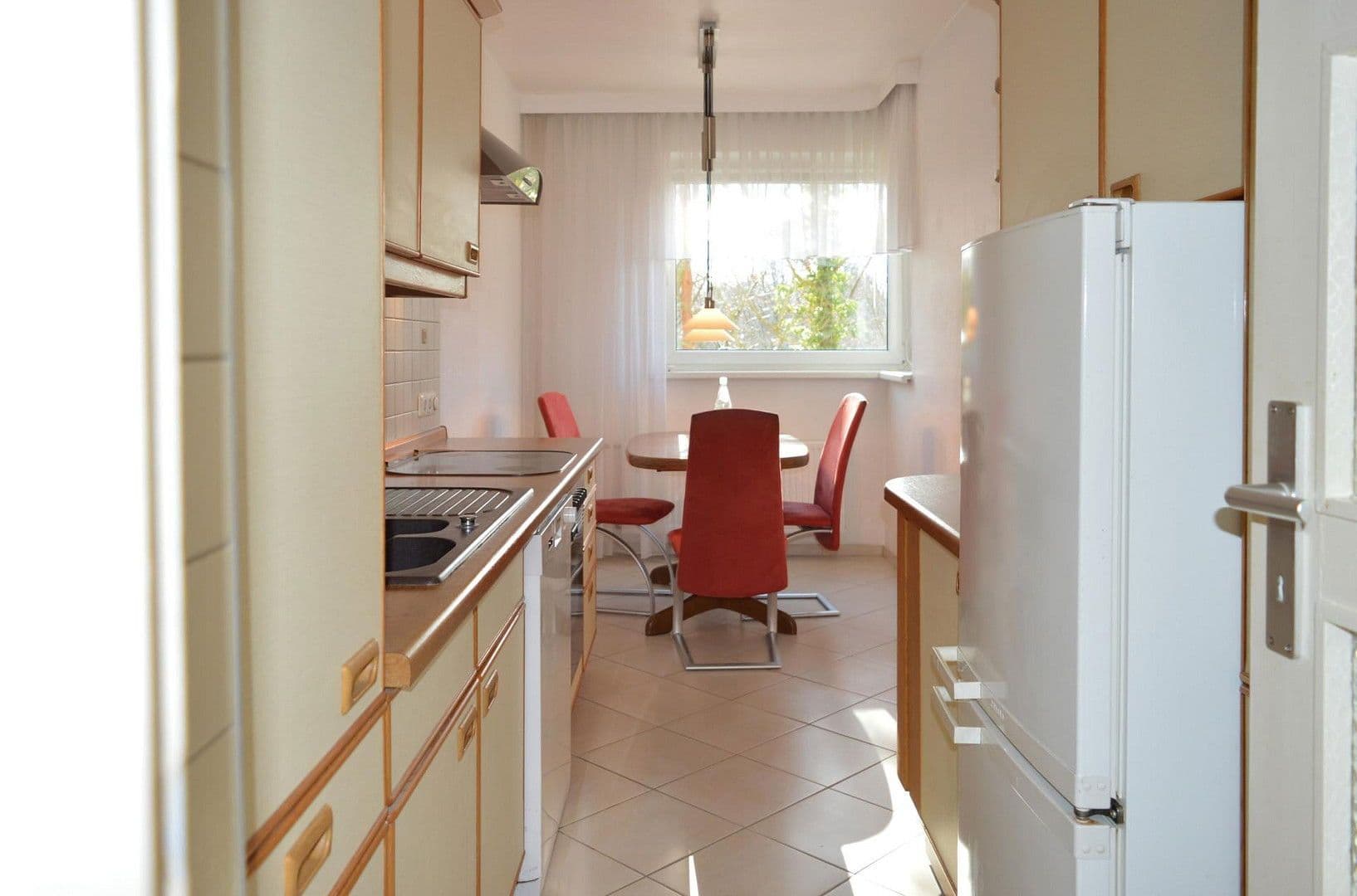 Prodej bytu 2+1 68 m², Angerburger Allee, Berlin, Berlín Prodej bytu 2+1 68 m², Angerburger Allee, Berlin, Berlín