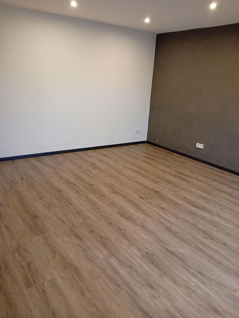 Pronájem bytu 3+1 80 m², Heppenheim, Hessen Pronájem bytu 3+1 80 m², Heppenheim, Hessen