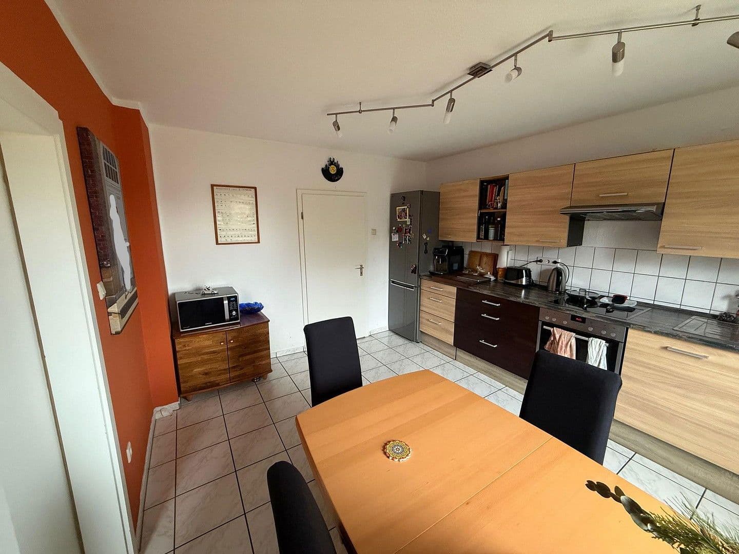 Pronájem bytu 3+1 83 m², Dürener Straße 17, Dortmund, Severní Porýní-Vestfálsko Pronájem bytu 3+1 83 m², Dürener Straße 17, Dortmund, Severní Porýní-Vestfálsko