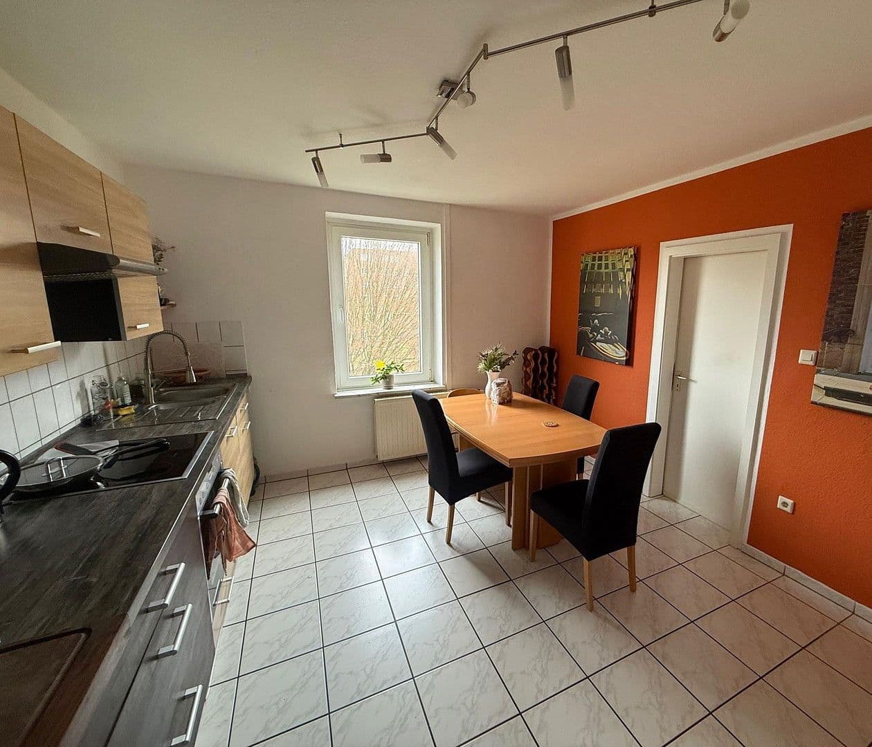 Pronájem bytu 3+1 83 m², Dürener Straße 17, Dortmund, Severní Porýní-Vestfálsko Pronájem bytu 3+1 83 m², Dürener Straße 17, Dortmund, Severní Porýní-Vestfálsko