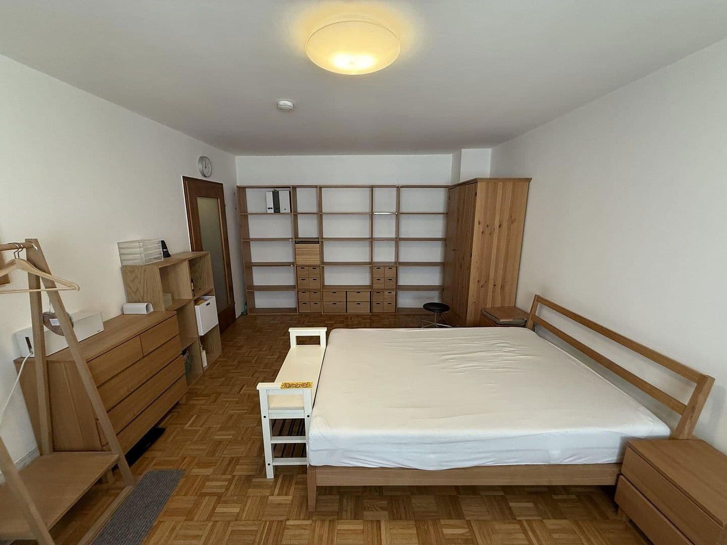 Pronájem bytu 1+1 33 m², Winzererstraße 5, München, Bavorsko Pronájem bytu 1+1 33 m², Winzererstraße 5, München, Bavorsko