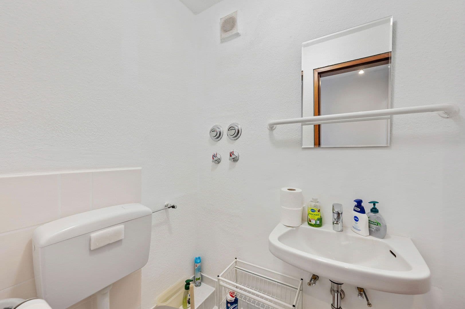 Prodej bytu 3+1 59 m², Weinbergstr. 19, Esslingen am Neckar, Bádensko-Württembersko Prodej bytu 3+1 59 m², Weinbergstr. 19, Esslingen am Neckar, Bádensko-Württembersko