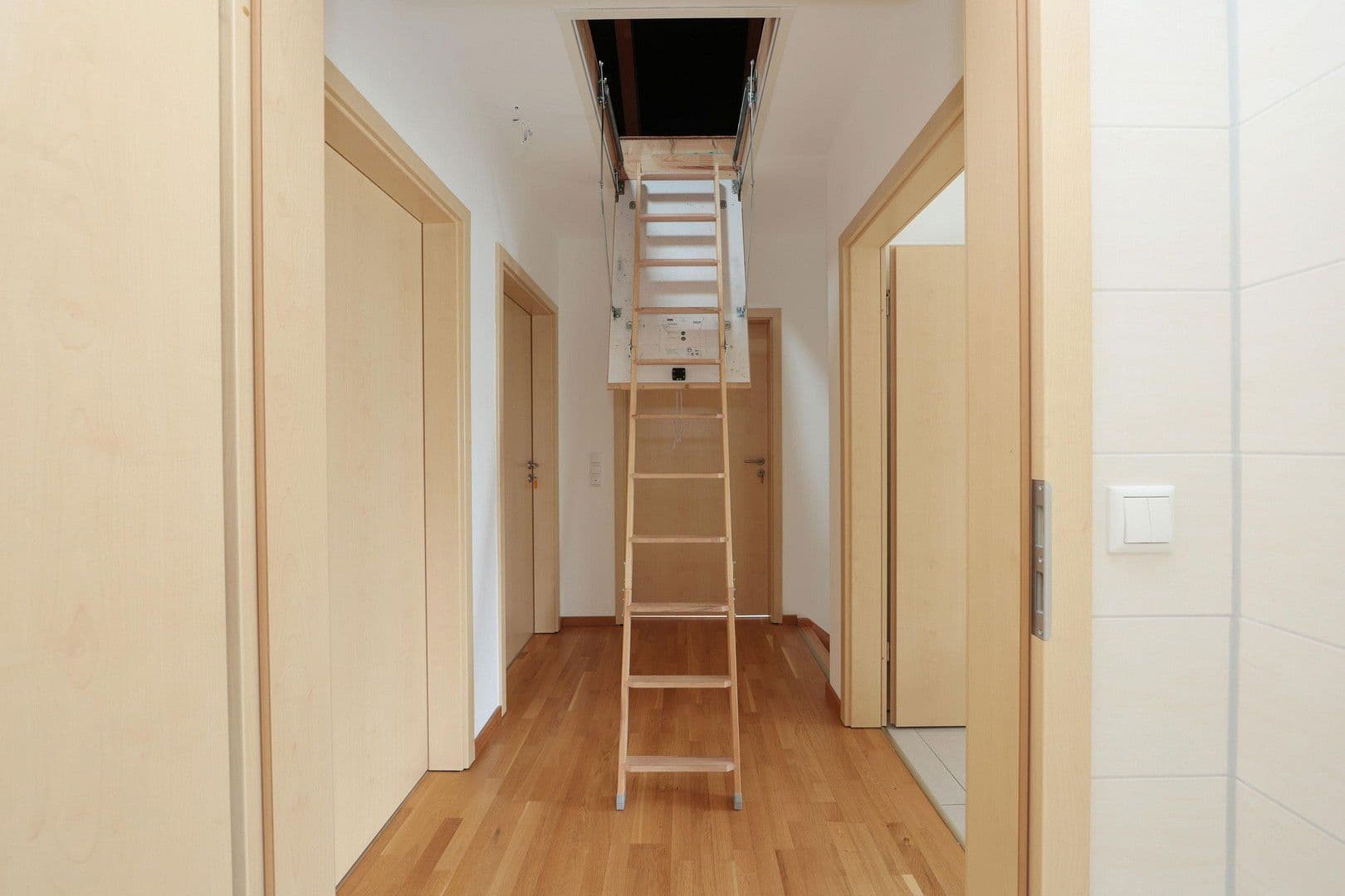 Prodej domu 164 m², pozemek 550 m², Oranienburg, Braniborsko Prodej domu 164 m², pozemek 550 m², Oranienburg, Braniborsko