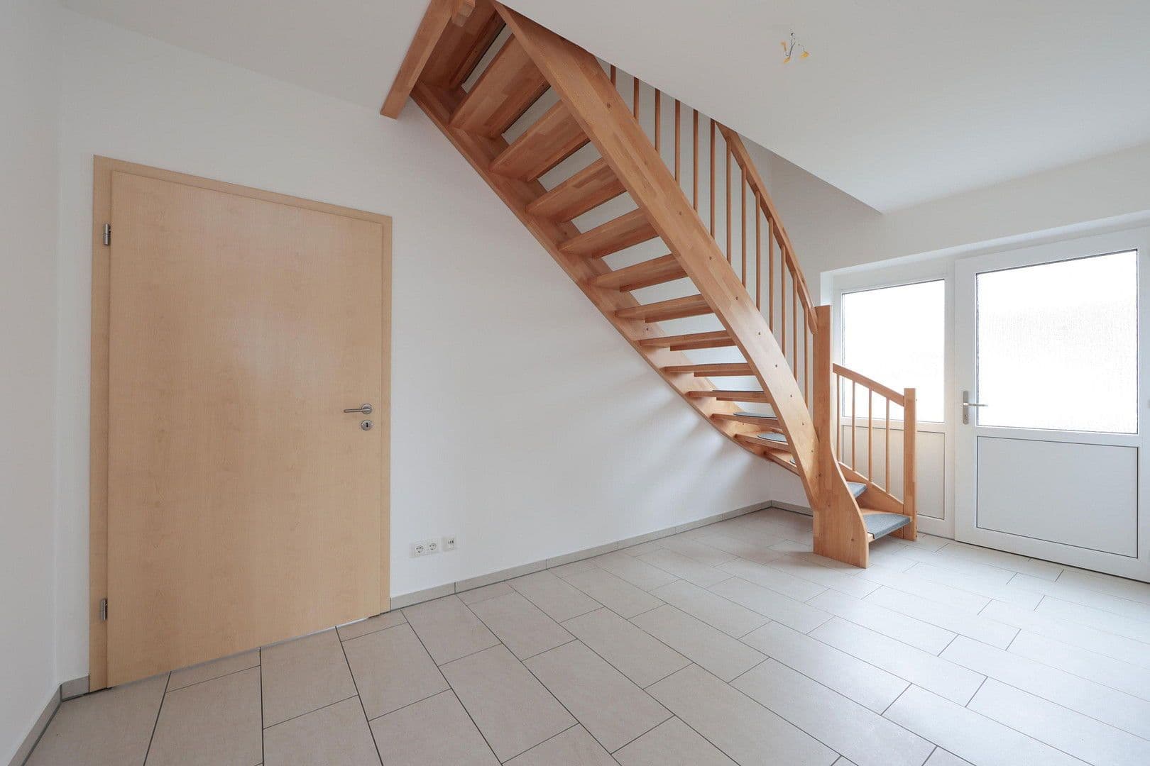 Prodej domu 164 m², pozemek 550 m², Oranienburg, Braniborsko Prodej domu 164 m², pozemek 550 m², Oranienburg, Braniborsko