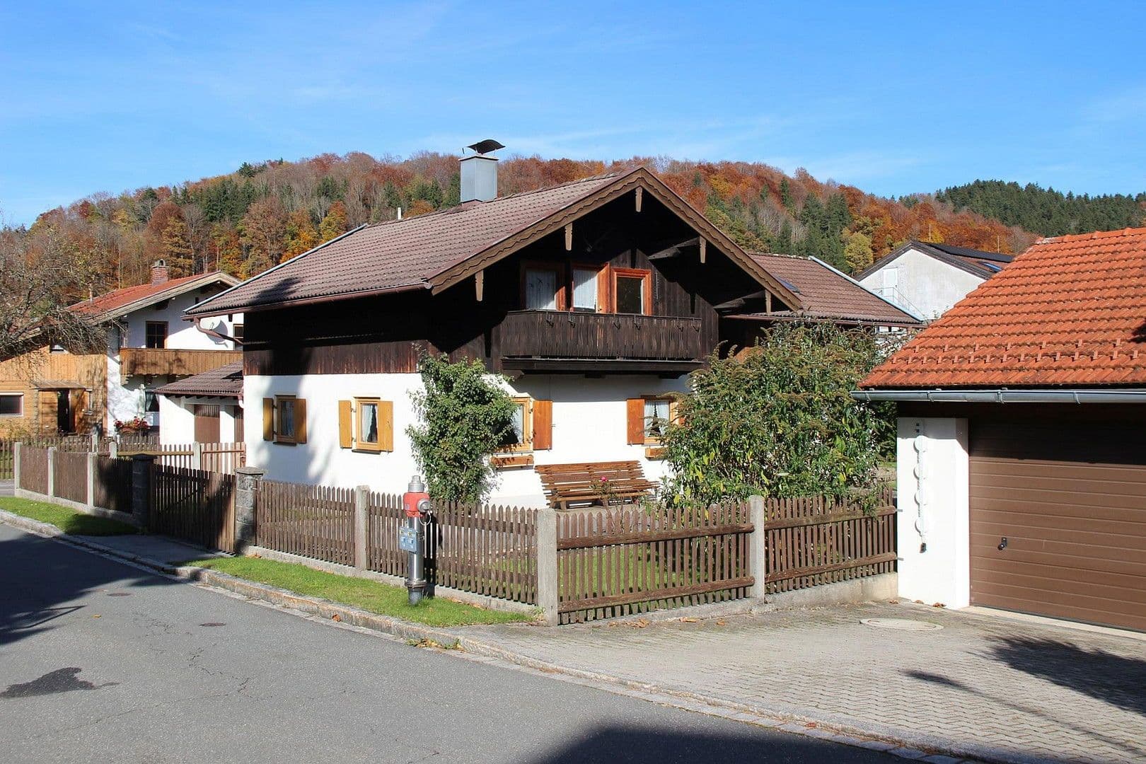 Prodej domu 162 m², pozemek 624 m², Hausham, Bavorsko Prodej domu 162 m², pozemek 624 m², Hausham, Bavorsko