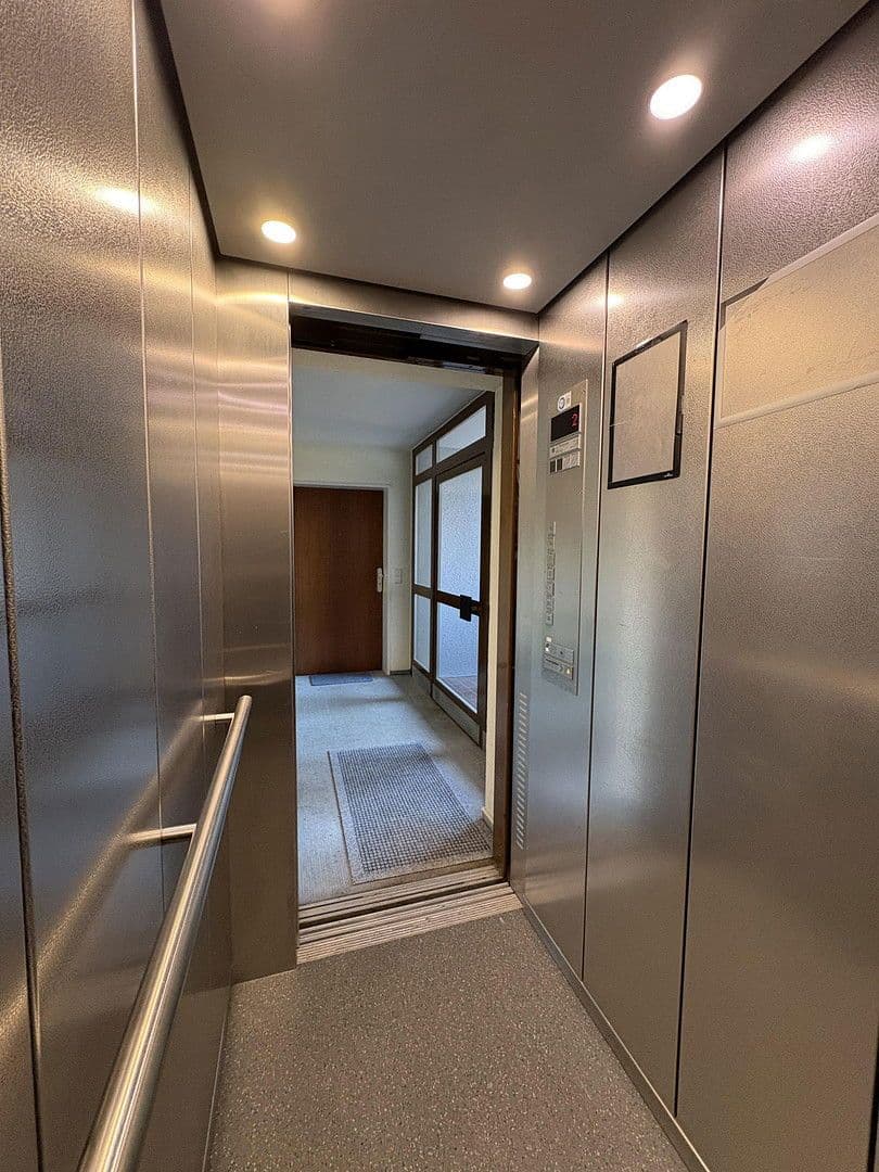 Prodej bytu 1+kk 47 m², Jägerhausstr. 70, Heilbronn, Bádensko-Württembersko Prodej bytu 1+kk 47 m², Jägerhausstr. 70, Heilbronn, Bádensko-Württembersko