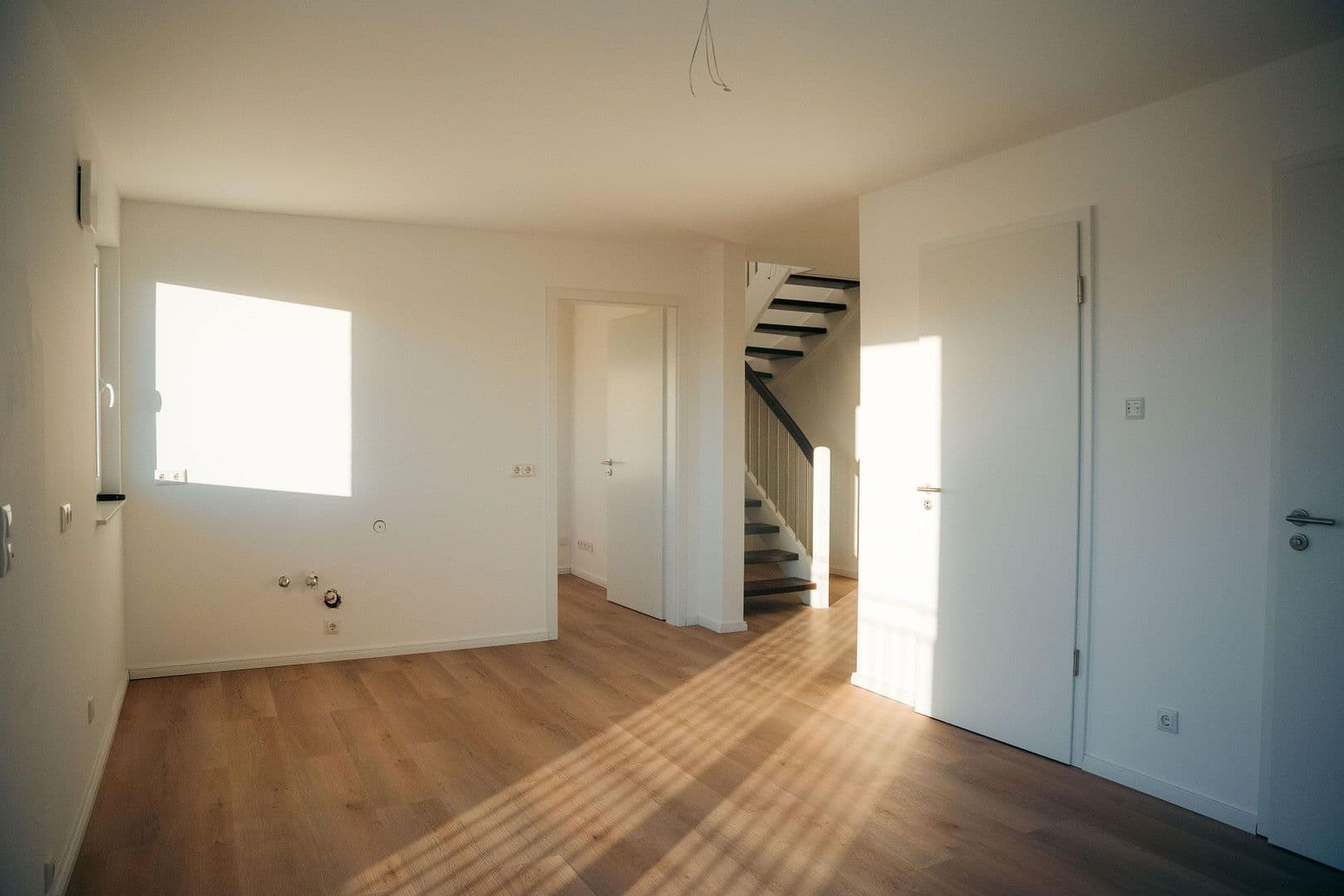 Pronájem bytu 3+kk 93 m², Hackländerstr. 5, Osnabrück, Dolní Sasko Pronájem bytu 3+kk 93 m², Hackländerstr. 5, Osnabrück, Dolní Sasko