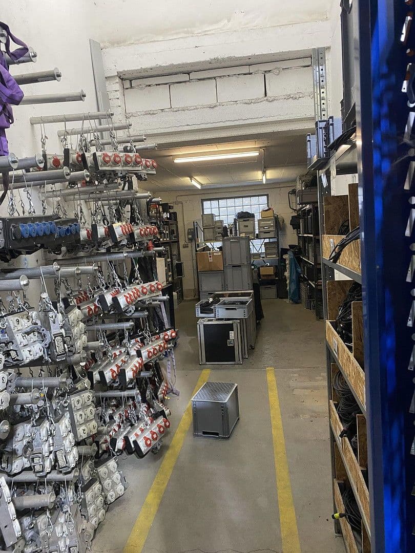 Pronájem nebytového prostoru 5.000 m², Auffeld, 33, Tönisvorst, Severní Porýní-Vestfálsko Pronájem nebytového prostoru 5.000 m², Auffeld, 33, Tönisvorst, Severní Porýní-Vestfálsko