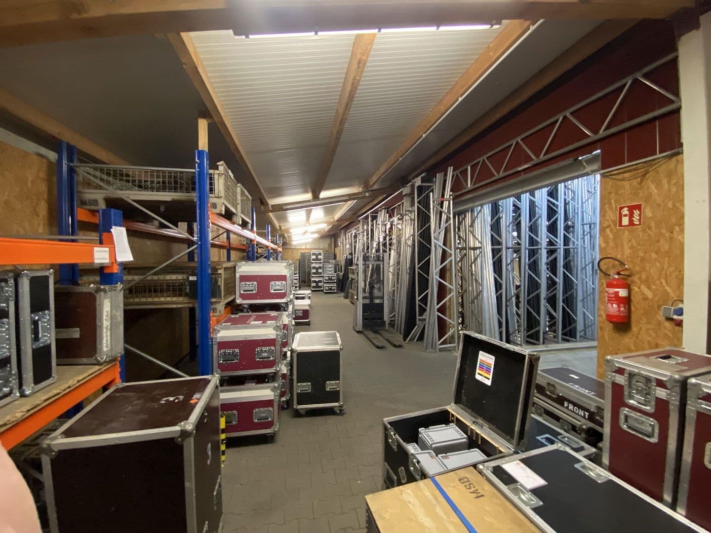 Pronájem nebytového prostoru 5.000 m², Auffeld, 33, Tönisvorst, Severní Porýní-Vestfálsko Pronájem nebytového prostoru 5.000 m², Auffeld, 33, Tönisvorst, Severní Porýní-Vestfálsko