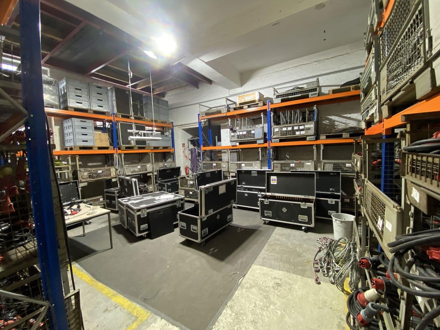 Pronájem nebytového prostoru 5.000 m², Auffeld, 33, Tönisvorst, Severní Porýní-Vestfálsko Pronájem nebytového prostoru 5.000 m², Auffeld, 33, Tönisvorst, Severní Porýní-Vestfálsko