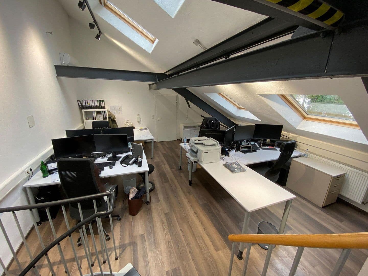 Pronájem nebytového prostoru 5.000 m², Auffeld, 33, Tönisvorst, Severní Porýní-Vestfálsko Pronájem nebytového prostoru 5.000 m², Auffeld, 33, Tönisvorst, Severní Porýní-Vestfálsko