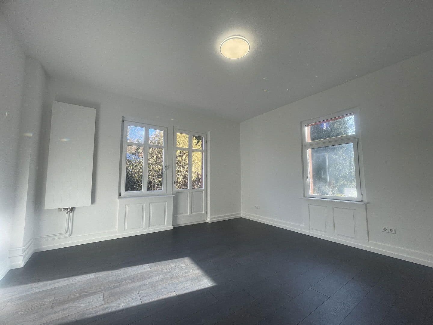 Prodej domu 172 m², pozemek 404 m², Müllheim im Markgräflerland, Bádensko-Württembersko Prodej domu 172 m², pozemek 404 m², Müllheim im Markgräflerland, Bádensko-Württembersko