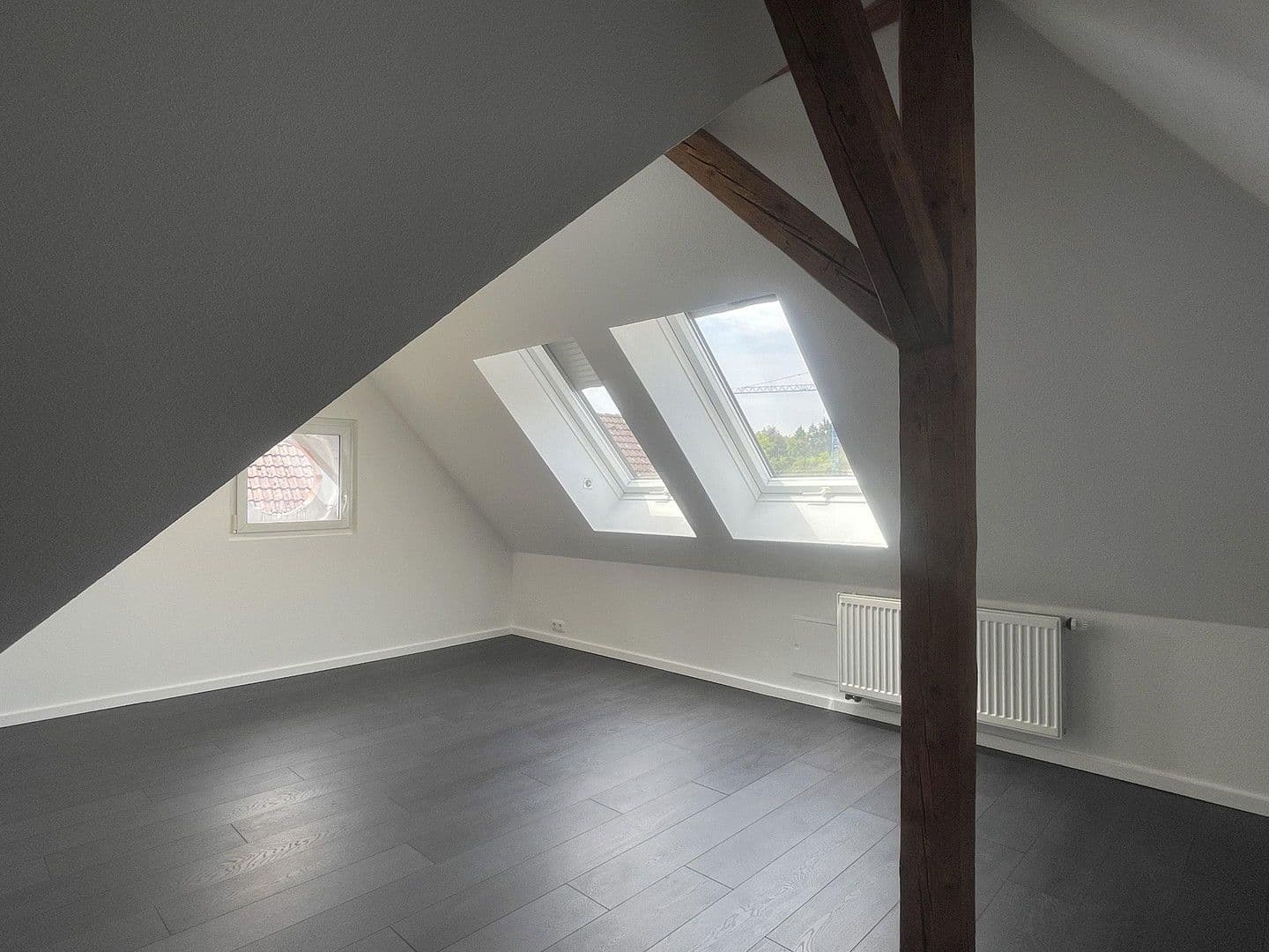 Prodej domu 172 m², pozemek 404 m², Müllheim im Markgräflerland, Bádensko-Württembersko Prodej domu 172 m², pozemek 404 m², Müllheim im Markgräflerland, Bádensko-Württembersko
