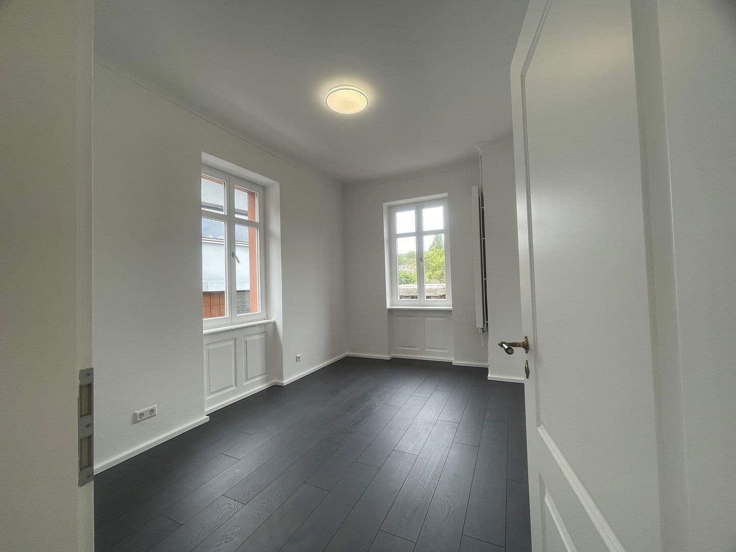 Prodej domu 172 m², pozemek 404 m², Müllheim im Markgräflerland, Bádensko-Württembersko Prodej domu 172 m², pozemek 404 m², Müllheim im Markgräflerland, Bádensko-Württembersko