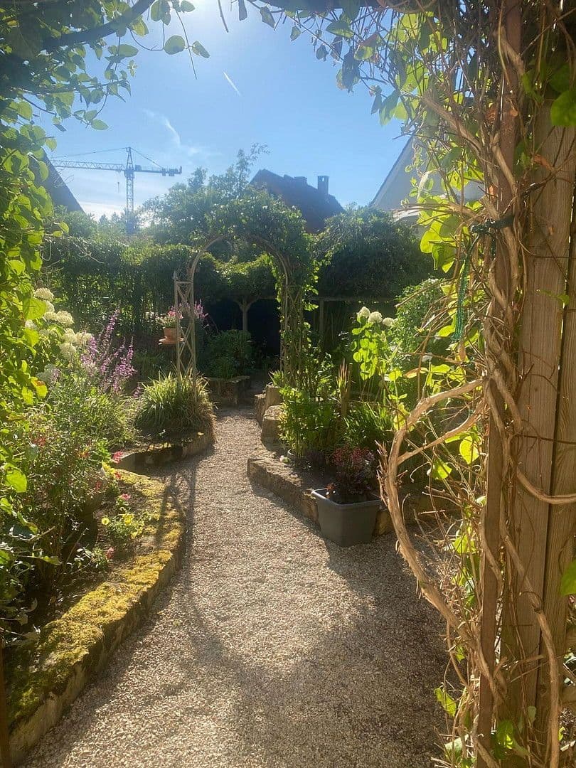 Prodej domu 172 m², pozemek 404 m², Müllheim im Markgräflerland, Bádensko-Württembersko Prodej domu 172 m², pozemek 404 m², Müllheim im Markgräflerland, Bádensko-Württembersko