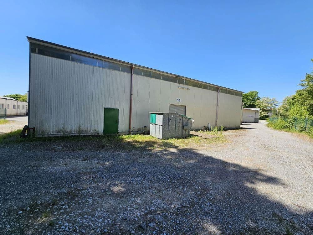 Pronájem nebytového prostoru 8.000 m², Solingen, Severní Porýní-Vestfálsko Pronájem nebytového prostoru 8.000 m², Solingen, Severní Porýní-Vestfálsko