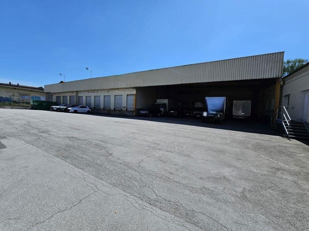 Pronájem nebytového prostoru 8.000 m², Solingen, Severní Porýní-Vestfálsko Pronájem nebytového prostoru 8.000 m², Solingen, Severní Porýní-Vestfálsko
