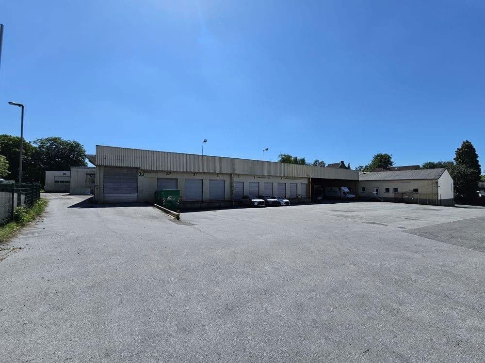 Pronájem nebytového prostoru 8.000 m², Solingen, Severní Porýní-Vestfálsko Pronájem nebytového prostoru 8.000 m², Solingen, Severní Porýní-Vestfálsko