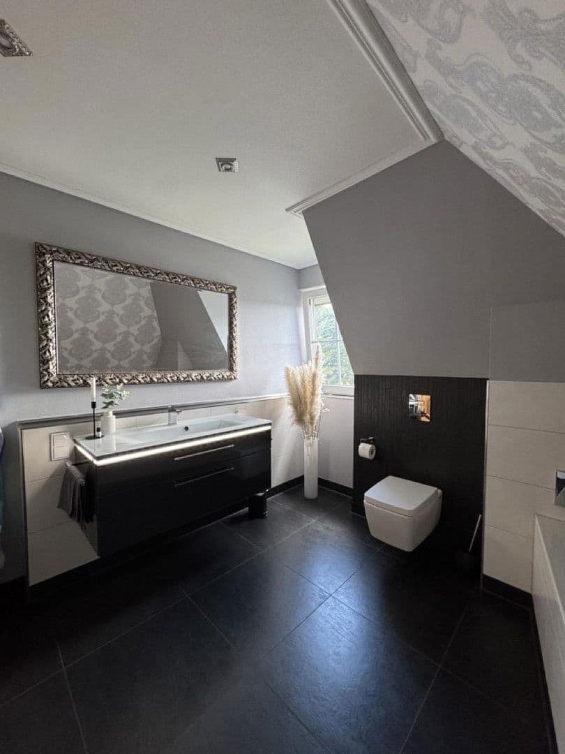 Prodej domu 135 m², pozemek 400 m², Ritterhude, Dolní Sasko Prodej domu 135 m², pozemek 400 m², Ritterhude, Dolní Sasko