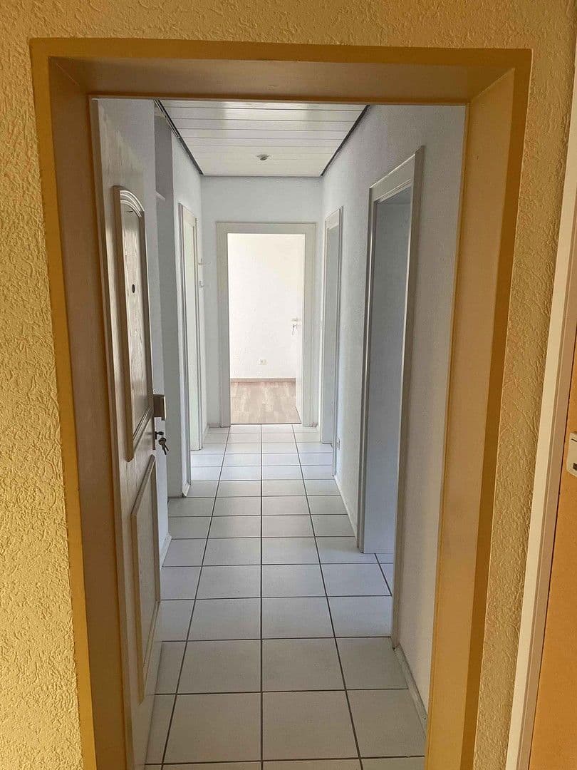 Prodej bytu 3+1 63 m², Landau, Porýní-Falc Prodej bytu 3+1 63 m², Landau, Porýní-Falc