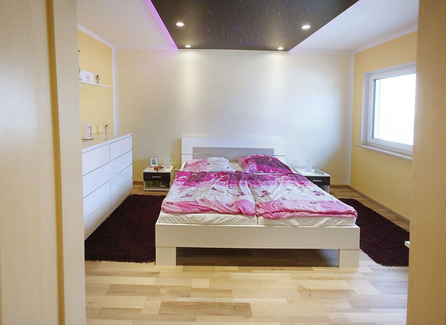 Prodej domu 195 m², pozemek 811 m², Geisenfeld, Bavorsko Prodej domu 195 m², pozemek 811 m², Geisenfeld, Bavorsko