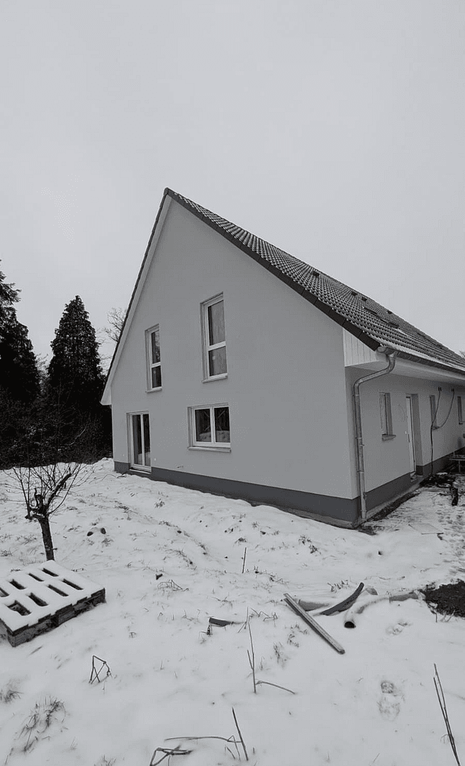 Pronájem domu 115 m², pozemek 425 m², Celler Str. 34b, Burgwedel, Dolní Sasko Pronájem domu 115 m², pozemek 425 m², Celler Str. 34b, Burgwedel, Dolní Sasko