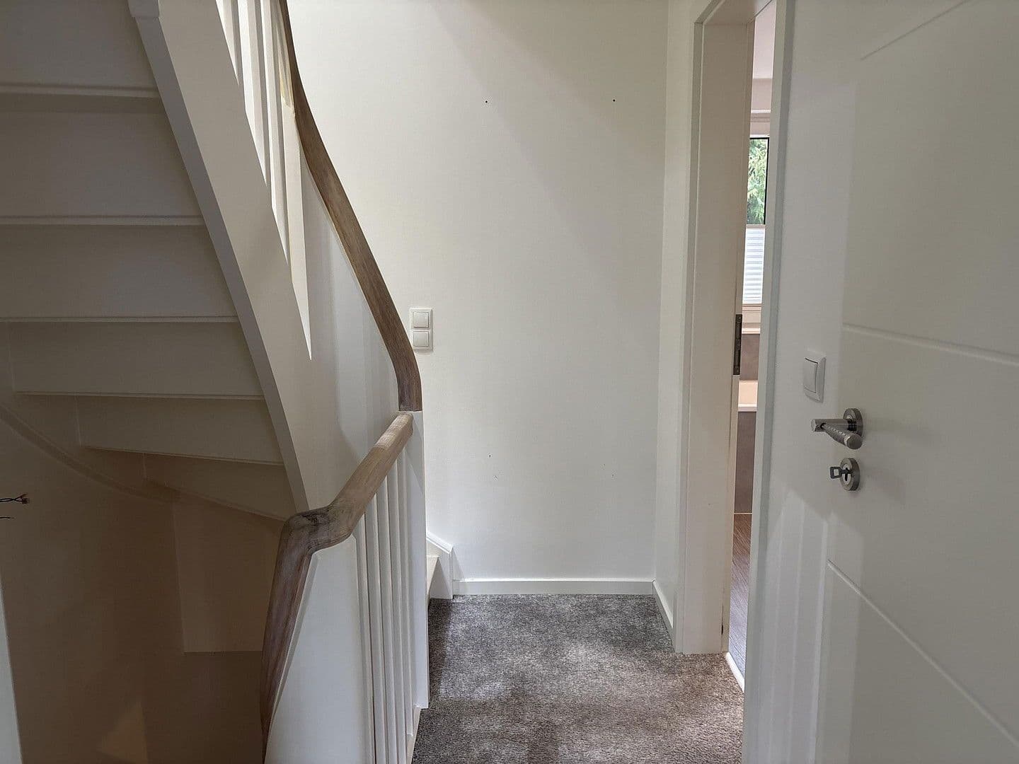 Pronájem domu 87 m², pozemek 150 m², Neumünster, Šlesvicko-Holštýnsko Pronájem domu 87 m², pozemek 150 m², Neumünster, Šlesvicko-Holštýnsko