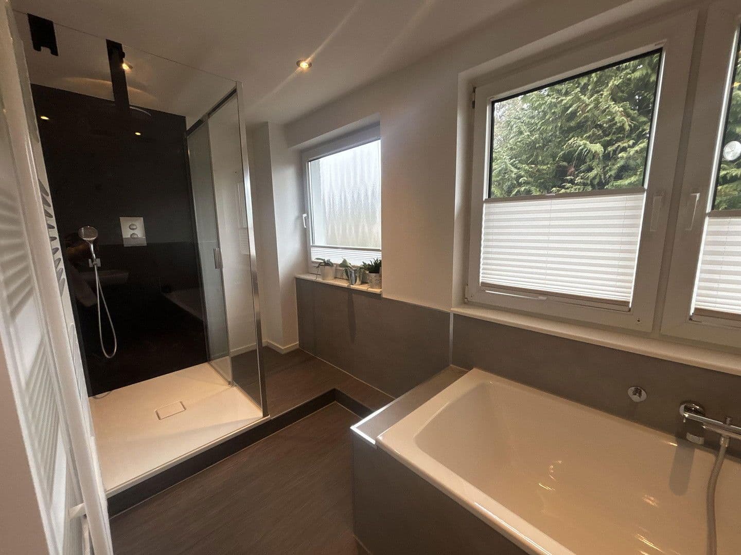 Pronájem domu 87 m², pozemek 150 m², Neumünster, Šlesvicko-Holštýnsko Pronájem domu 87 m², pozemek 150 m², Neumünster, Šlesvicko-Holštýnsko