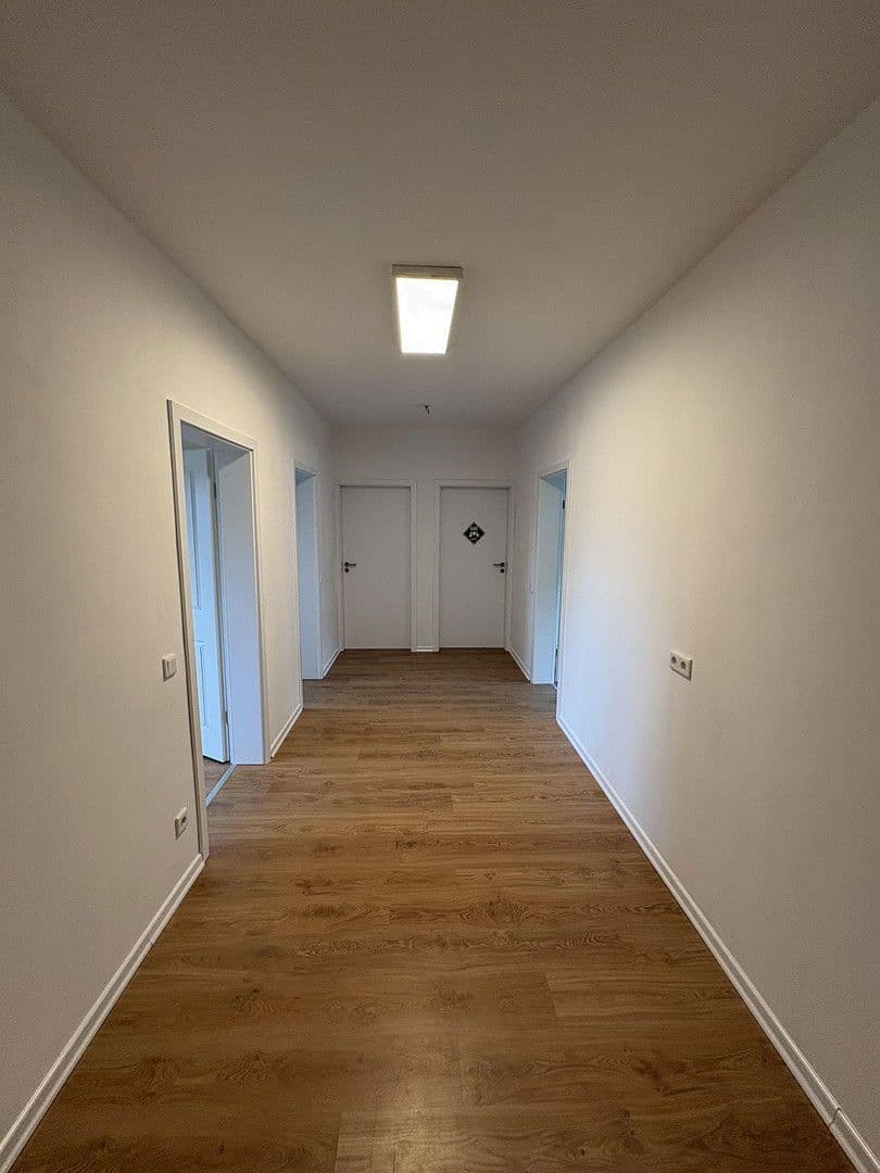 Prodej domu 186 m², pozemek 164 m², Viersen, Severní Porýní-Vestfálsko Prodej domu 186 m², pozemek 164 m², Viersen, Severní Porýní-Vestfálsko