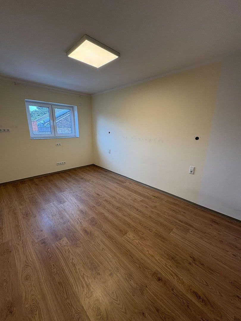 Prodej domu 186 m², pozemek 164 m², Viersen, Severní Porýní-Vestfálsko Prodej domu 186 m², pozemek 164 m², Viersen, Severní Porýní-Vestfálsko