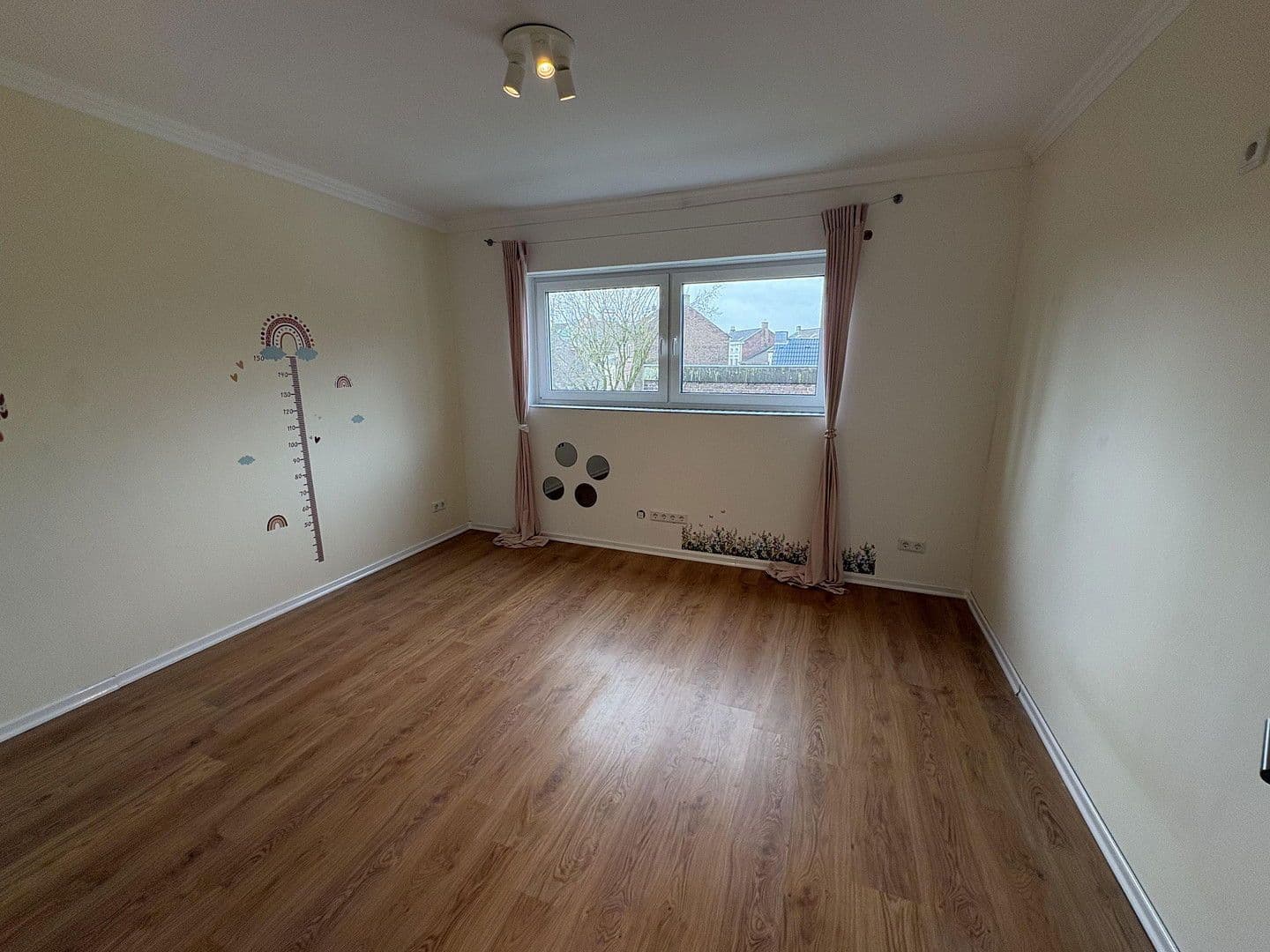 Prodej domu 186 m², pozemek 164 m², Viersen, Severní Porýní-Vestfálsko Prodej domu 186 m², pozemek 164 m², Viersen, Severní Porýní-Vestfálsko