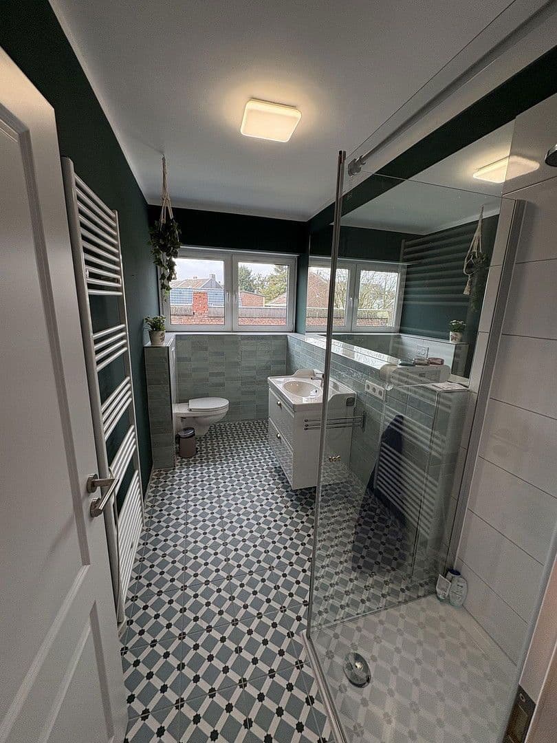 Prodej domu 186 m², pozemek 164 m², Viersen, Severní Porýní-Vestfálsko Prodej domu 186 m², pozemek 164 m², Viersen, Severní Porýní-Vestfálsko