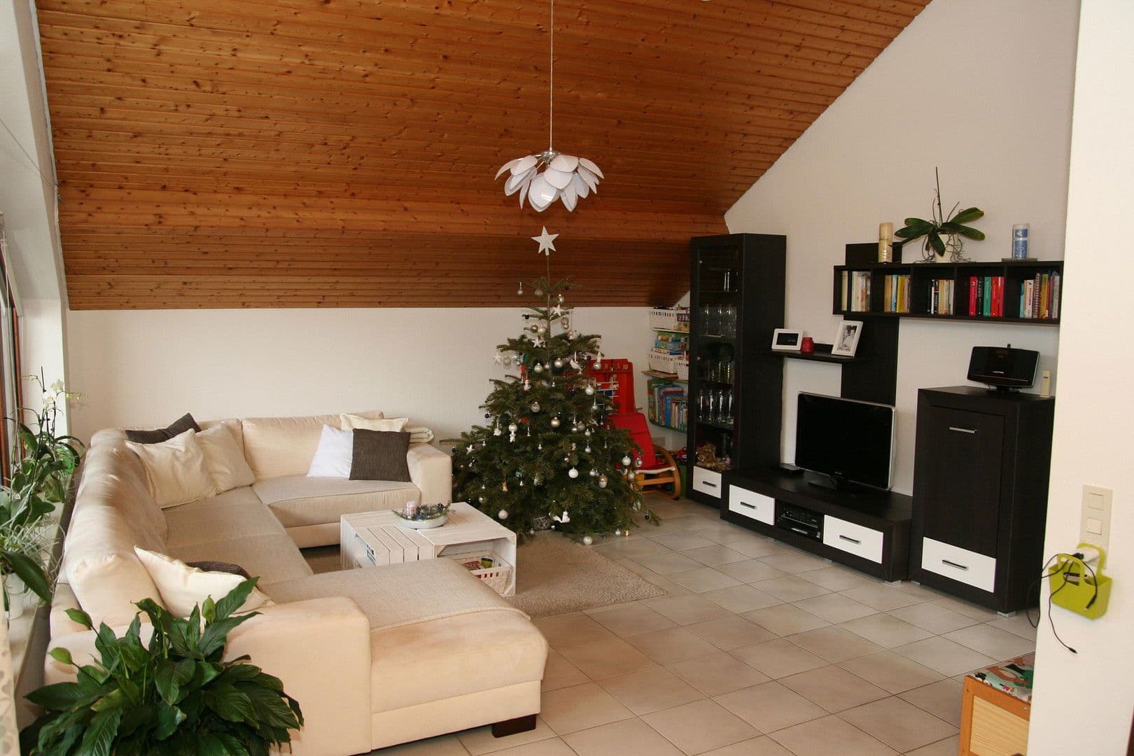 Pronájem bytu 2+kk 70 m², Am Waldweg 20, Pforzheim, Bádensko-Württembersko Pronájem bytu 2+kk 70 m², Am Waldweg 20, Pforzheim, Bádensko-Württembersko