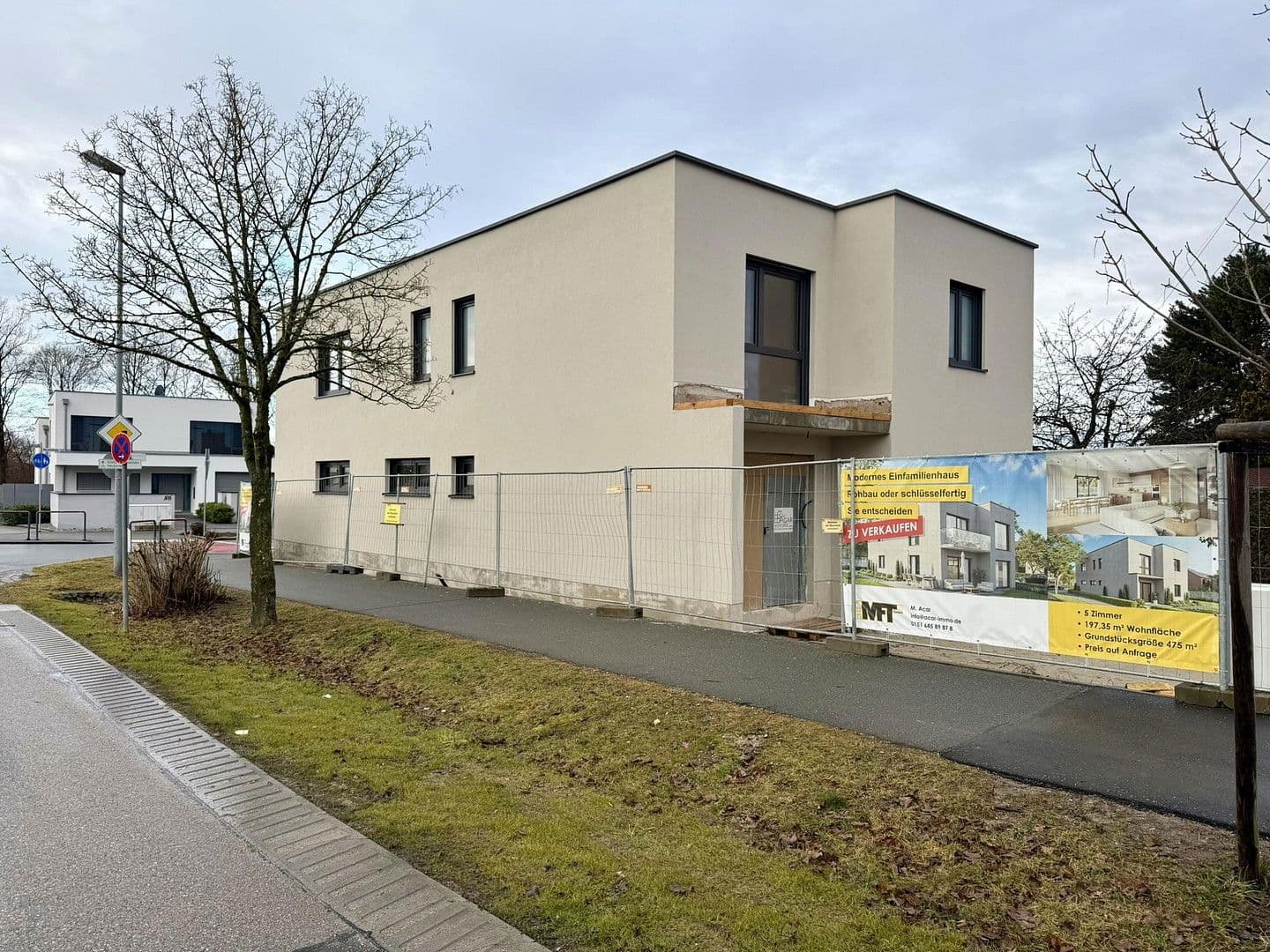 Prodej domu 200 m², pozemek 475 m², In der Gibitzen 28, Wendelstein, Bavorsko Prodej domu 200 m², pozemek 475 m², In der Gibitzen 28, Wendelstein, Bavorsko