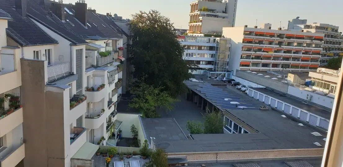 Pronájem bytu 2+kk 90 m², Münsterstr. 86, Düsseldorf, Severní Porýní-Vestfálsko Pronájem bytu 2+kk 90 m², Münsterstr. 86, Düsseldorf, Severní Porýní-Vestfálsko