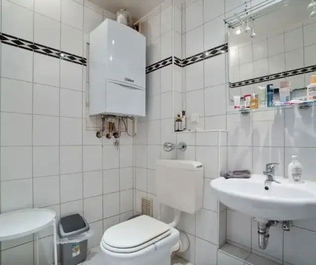 Pronájem bytu 2+kk 90 m², Münsterstr. 86, Düsseldorf, Severní Porýní-Vestfálsko Pronájem bytu 2+kk 90 m², Münsterstr. 86, Düsseldorf, Severní Porýní-Vestfálsko