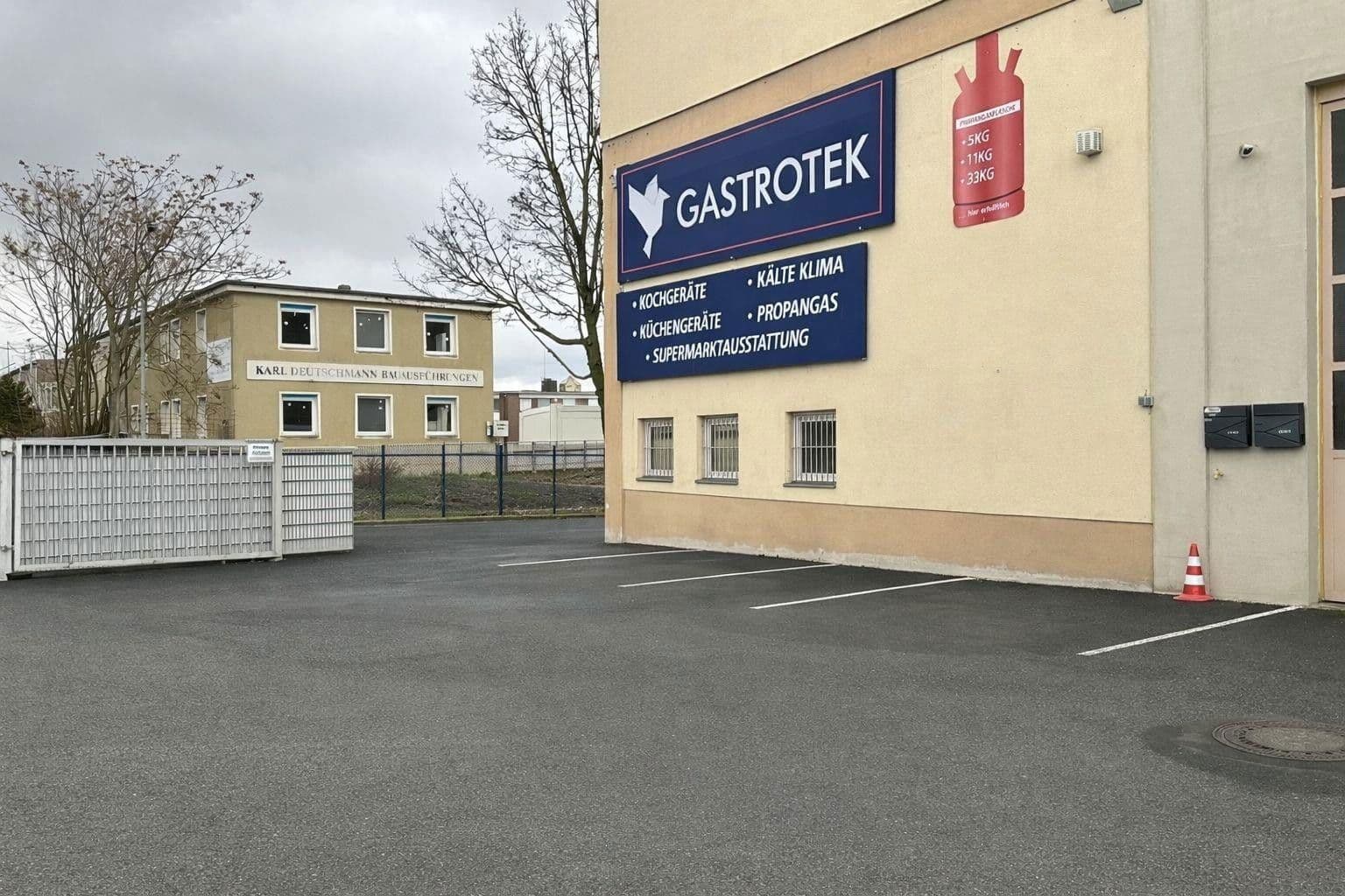 Pronájem nebytového prostoru 500 m², Sontraerstr. 16, Frankfurt am Main, Hessen Pronájem nebytového prostoru 500 m², Sontraerstr. 16, Frankfurt am Main, Hessen