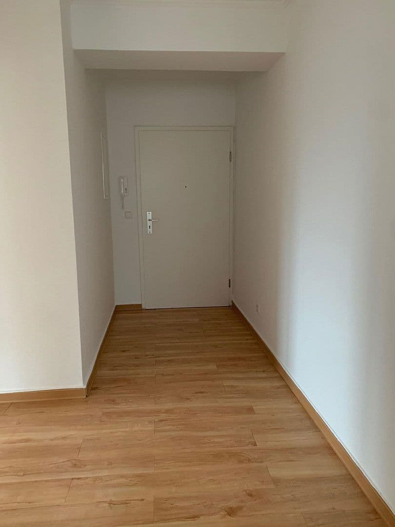 Pronájem bytu 1+1 40 m², Feldstraße 1, Meerbusch, Severní Porýní-Vestfálsko Pronájem bytu 1+1 40 m², Feldstraße 1, Meerbusch, Severní Porýní-Vestfálsko