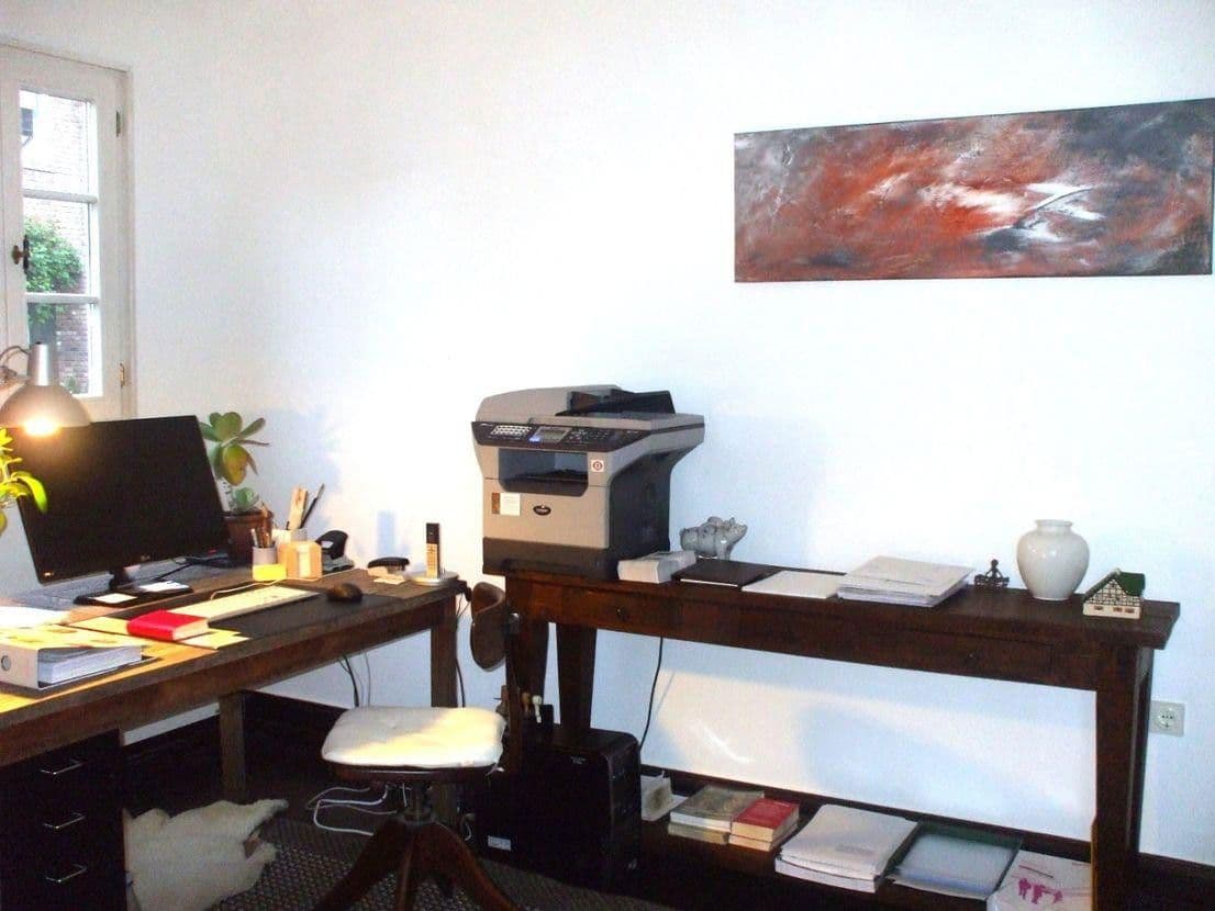 Pronájem kanceláře 175 m², Kerpen, Severní Porýní-Vestfálsko Pronájem kanceláře 175 m², Kerpen, Severní Porýní-Vestfálsko